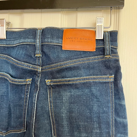 LUCKY Brand Flare Jeans - Picture 6 of 7